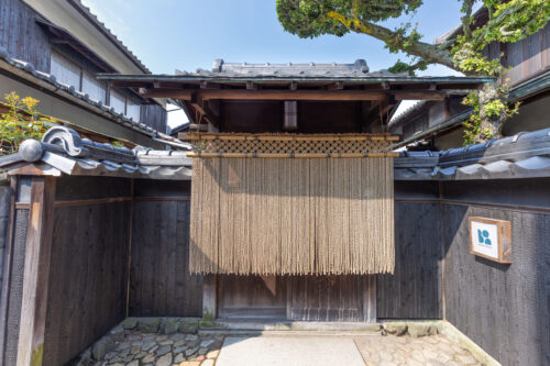 門